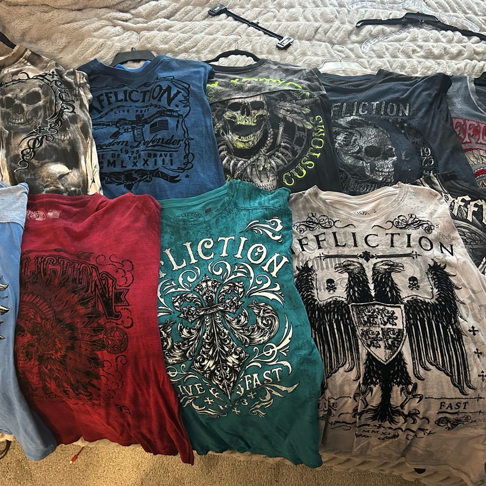 10 t-shirts 25 a piece